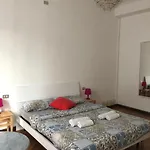 게스트하우스 Wbh Buenos Aires *