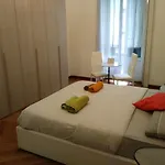 招待所 Wbh Buenos Aires *
