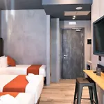 Hotel J24
