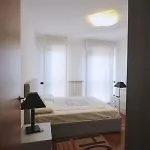 Apartament Orea Spiti - Charming Flat & Canal View Few Steps From Movida *