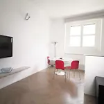 Turati 3 Appartement Milaan