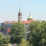 Hotel Mozart 4*