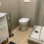 Easy Style בית הארחה *