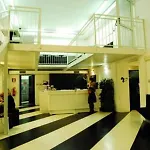 New Generation Center אכסניה