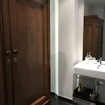A Casa Di... * Milano