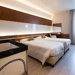 Western Madison 4* Milano