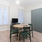 Italianway Easy - Corso Garibaldi 104 *
