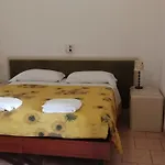 غامبارا فندق *