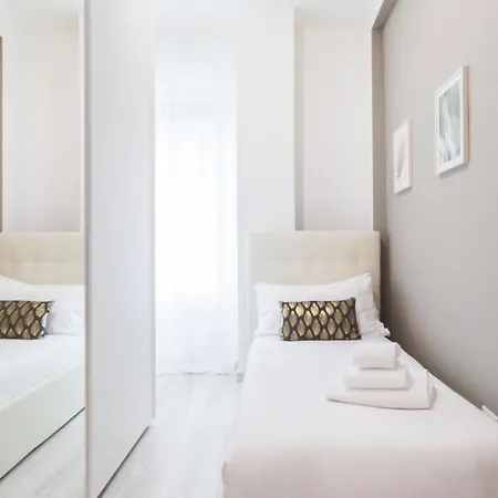 Italianway - Desenzano 22 Daire Milano