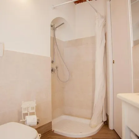 Apartamento Medea - Peaceful Arco Della Pace Flat 2pax Wifi *