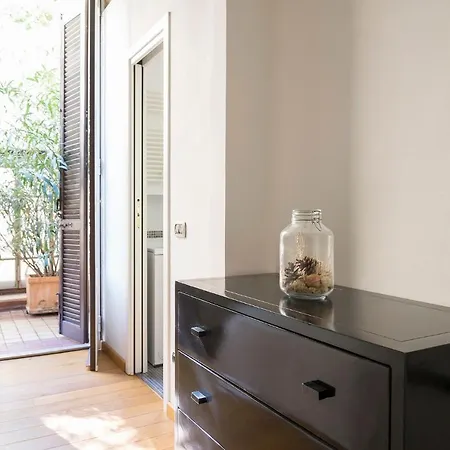 Plum Guide - Palm Fronds Apartment *