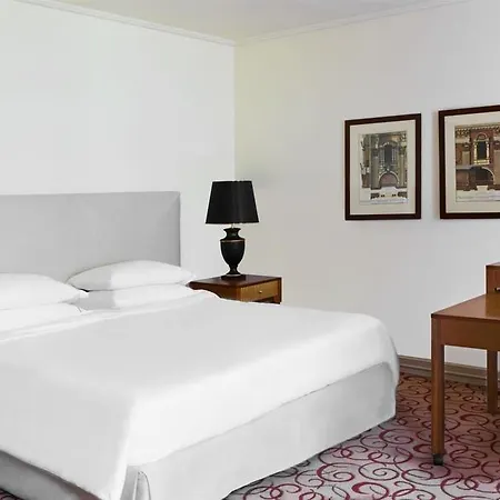 Sheraton Diana Majestic 4* Milán
