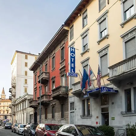 Hotel Dore