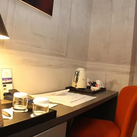 Fifty House Cellini 5*