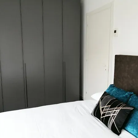 Joivy Boutique Farneti 4* Milan