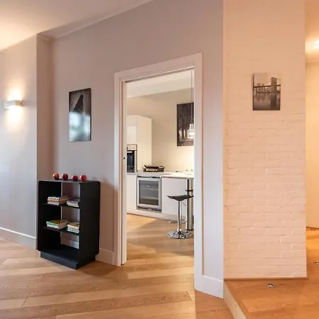 Appartement Ricciardo - Glamorous 4 Pax Wifi Bocconi- Downtown