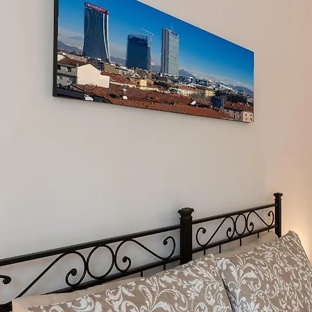 Vittoria 2 Appartamento Milano