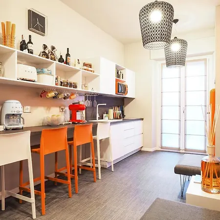 Moscova Luxury Couette-café Milan