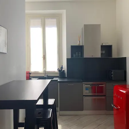 - Porta Venezia 아파트