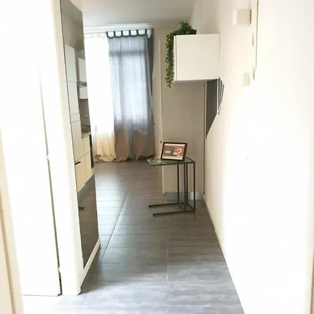 Aurora Apartment