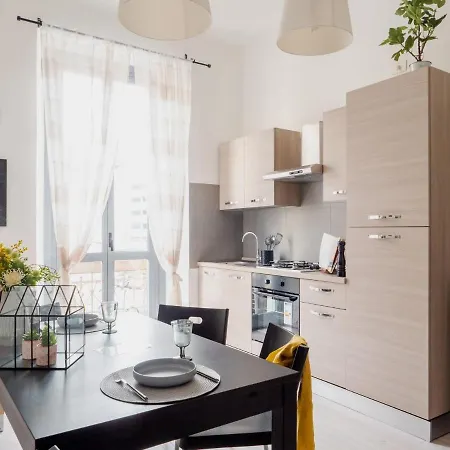 The Rent - Navigli Apartment Milan