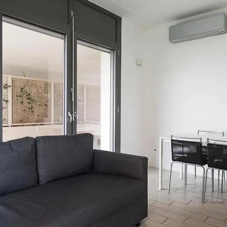 Apartment Big Terrace Near Linate