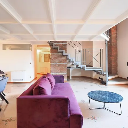 Unique Duomo Luxury Apartment *