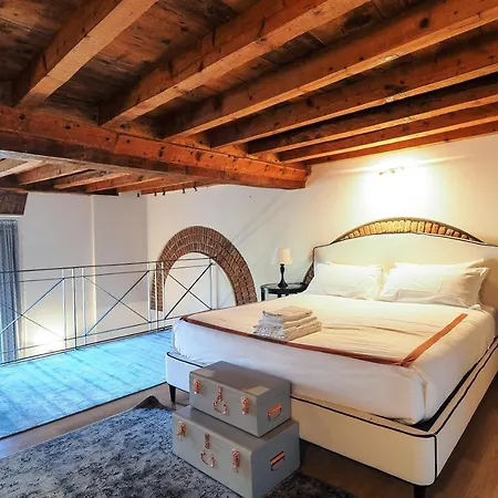 Unique Duomo Luxury Milan