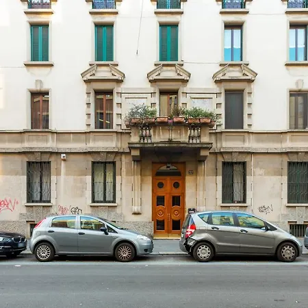 Loreto Courtyard * Milan