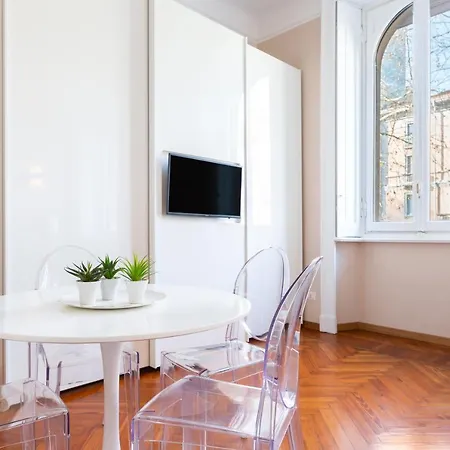 شقة Porta Romana Cozy *