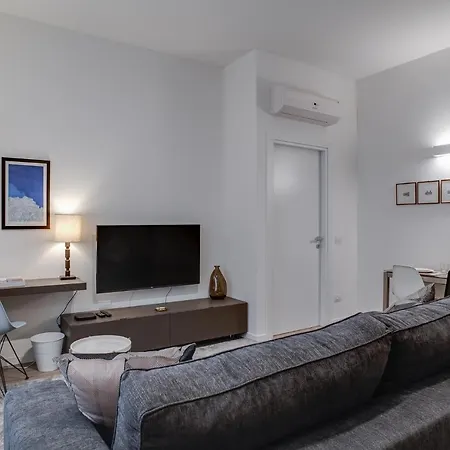 Apartment Leisure Design Luxury In The Center Of Milan