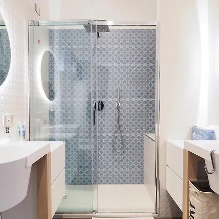 Moscova Luxury Couette-café