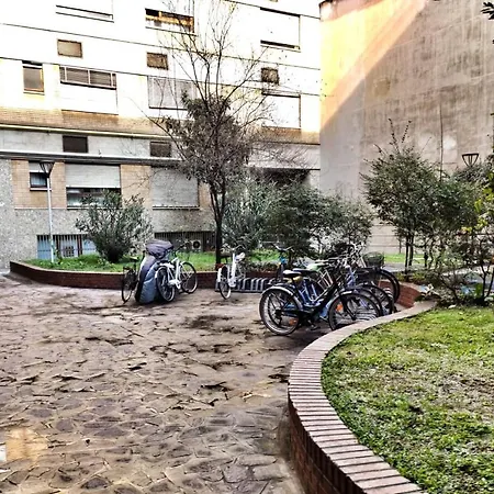 E-milan Zona Tortona Апартаменты *