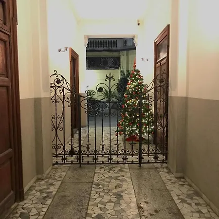 Studio 18 Milan