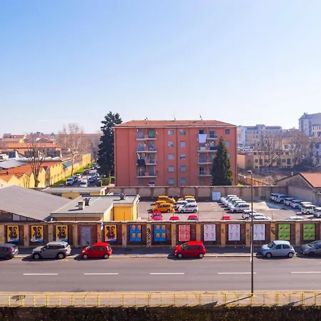 Lägenhet Luvi - Alzaia Naviglio Pavese