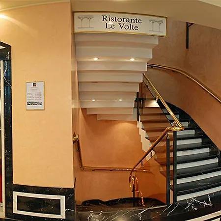 Otel Brunelleschi Milano