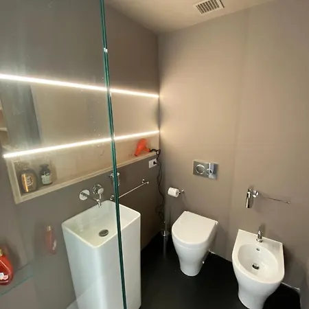 Spazio Luna Apartment *