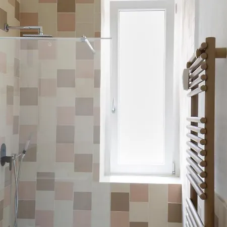 Joivy Smart 1-bed With Modern Amenities * Milano