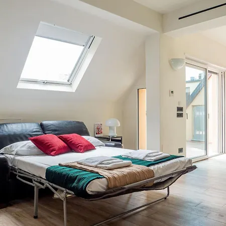 The Best Rent - Attic With Terrace In Downtown