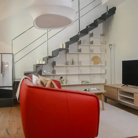 Joivy Fulcorina Milan