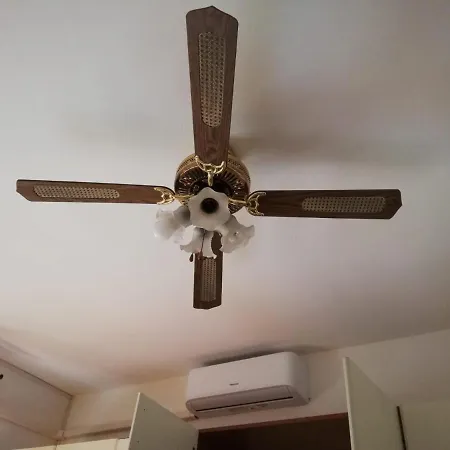 Guesthost - Polytechnic Lovely And Cosy Flat Apartmán Milán