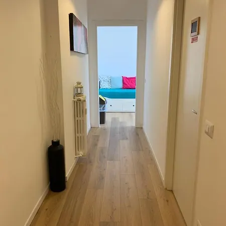 71 Guest house