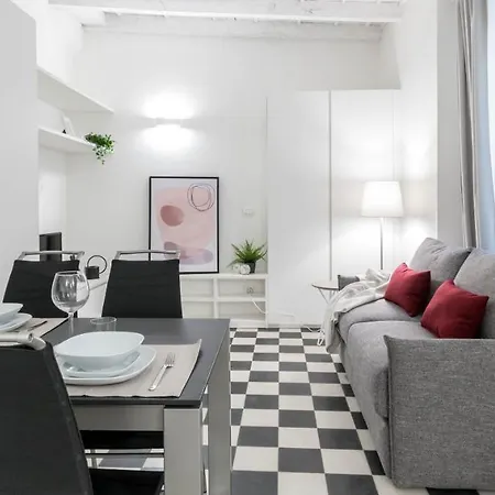 Joivy Fulcorina Apartment Milan