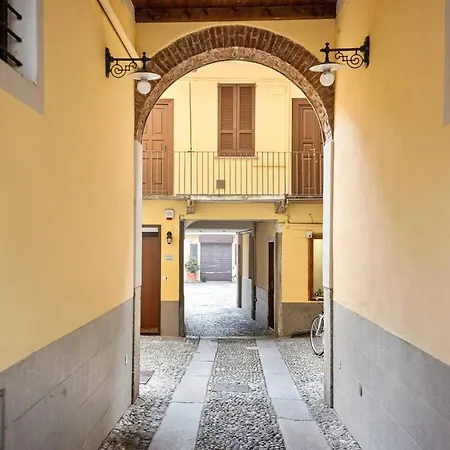Guesthost - Navigli & Porta Genova M2 Cozy * ميلان