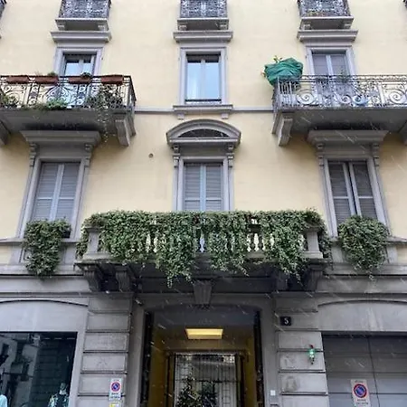 Spacious & Elegant Near Corso Como - Maroncelli Milánó