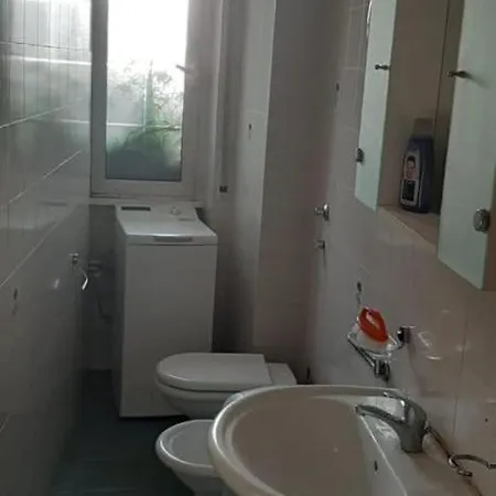 Affittasi 1 Apartmán