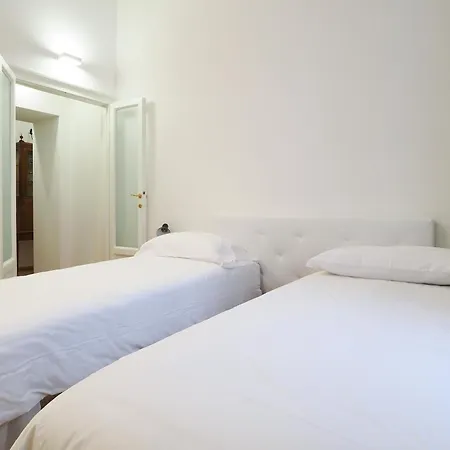 Zamenhof Zona Bocconi Navigli Apartment *