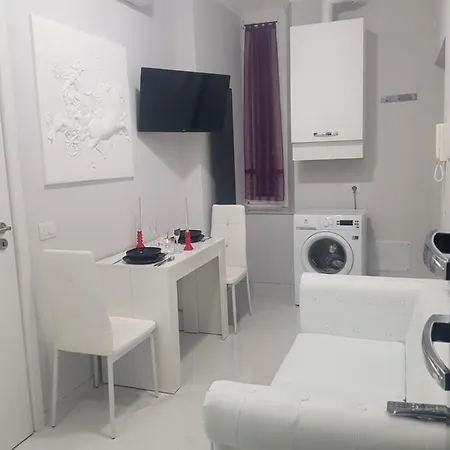 Black & White * Milan