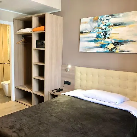 Folen Hotel Milán