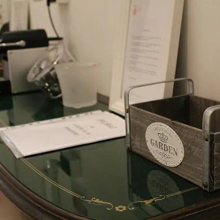 Bed & Breakfast Naviglio81 2*